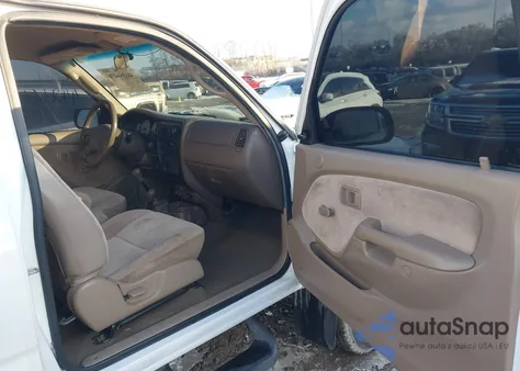 2004 Toyota Tacoma from USA, damaged, VIN 5TEWM72N24Z398768